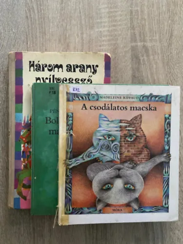 3 db mesekönyv: A csodálatos macska + Bolhacirkusz, majomtánc + Három arany nyílvessző Kihagyhatatlan ajánlat