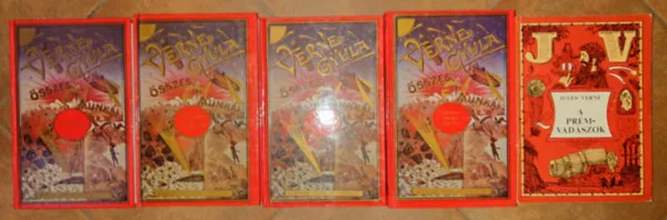 Kedvezmény 4 keménykötésű reprint Jules Verne regény és egy puhatáblás ajándékba: A "Cynthia" hajó története, Három orosz és három angol, Világ ura, Strogoff Mihály utazása + Prémvadászok