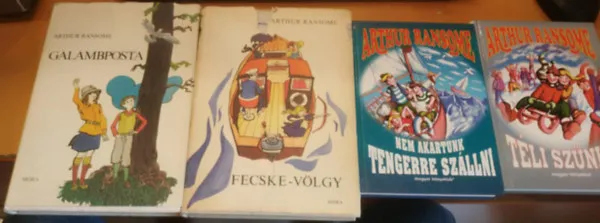Árengedmény 4 db Arthur Ransome: Fecske-völgy + Galambposta + Nem akartunk tengerre szállni + Téli szűnidő