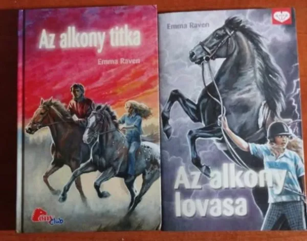 Vásárlói kedvenc 2db Emma Raven könyv:Az alkony lovasa+Az alkony titka