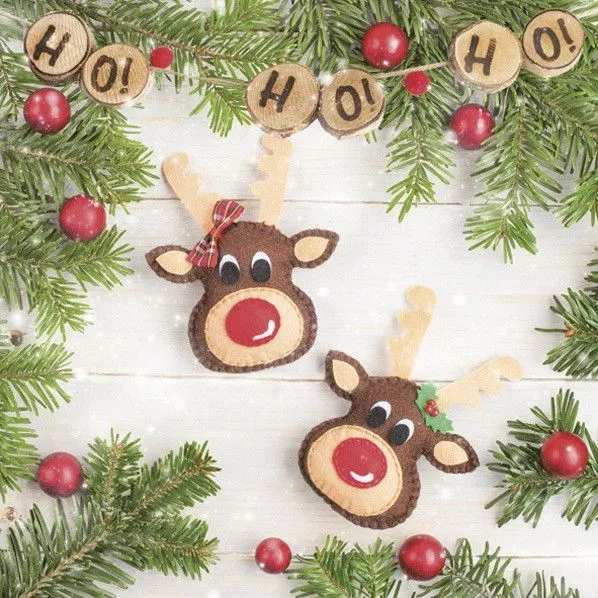 Szezonális akció Karácsony Felt Reindeers szalvéta 20 db-os 33x33 cm
